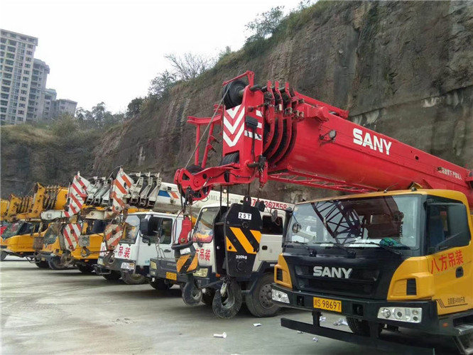 坡头区吊车出租按什么计费？台班费、单次费、里程费怎么算？